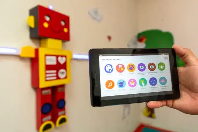 Aplicacion para toi robot estimulación e integración sensorial